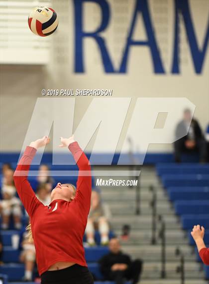 Thumbnail 1 in Fairview vs. Dakota Ridge (CHSAA 5A Regional Playoff) photogallery.