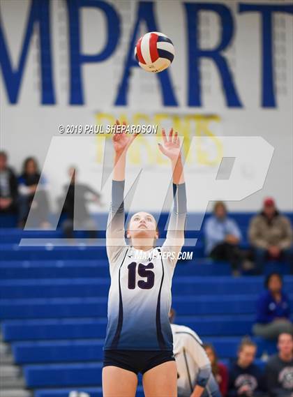 Thumbnail 3 in Fairview vs. Dakota Ridge (CHSAA 5A Regional Playoff) photogallery.