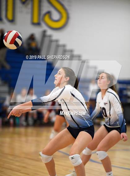 Thumbnail 2 in Fairview vs. Dakota Ridge (CHSAA 5A Regional Playoff) photogallery.
