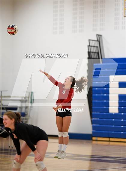 Thumbnail 3 in Fairview vs. Dakota Ridge (CHSAA 5A Regional Playoff) photogallery.