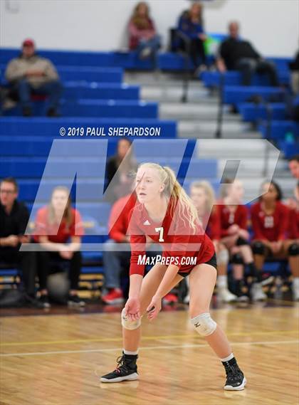 Thumbnail 2 in Fairview vs. Dakota Ridge (CHSAA 5A Regional Playoff) photogallery.