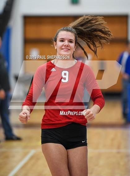 Thumbnail 3 in Fairview vs. Dakota Ridge (CHSAA 5A Regional Playoff) photogallery.