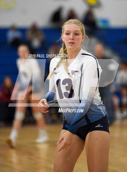 Thumbnail 2 in Fairview vs. Dakota Ridge (CHSAA 5A Regional Playoff) photogallery.
