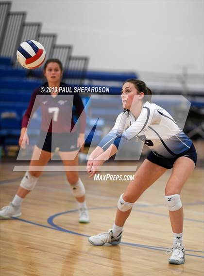 Thumbnail 1 in Fairview vs. Dakota Ridge (CHSAA 5A Regional Playoff) photogallery.