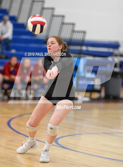 Thumbnail 2 in Fairview vs. Dakota Ridge (CHSAA 5A Regional Playoff) photogallery.