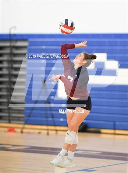 Thumbnail 3 in Fairview vs. Dakota Ridge (CHSAA 5A Regional Playoff) photogallery.
