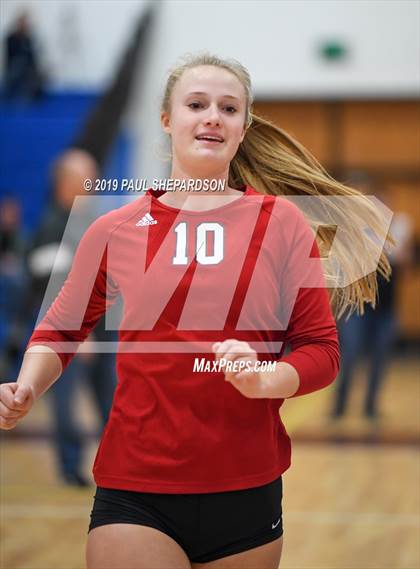 Thumbnail 3 in Fairview vs. Dakota Ridge (CHSAA 5A Regional Playoff) photogallery.