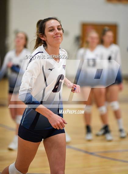 Thumbnail 3 in Fairview vs. Dakota Ridge (CHSAA 5A Regional Playoff) photogallery.