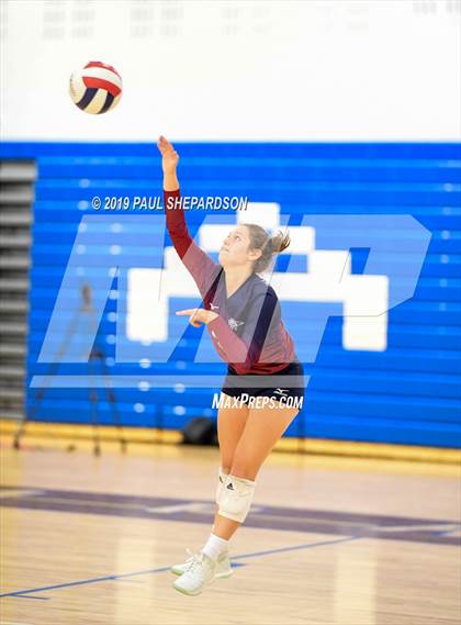 Thumbnail 2 in Fairview vs. Dakota Ridge (CHSAA 5A Regional Playoff) photogallery.