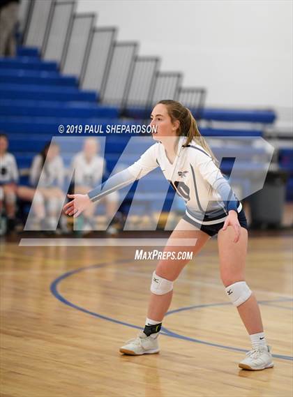 Thumbnail 2 in Fairview vs. Dakota Ridge (CHSAA 5A Regional Playoff) photogallery.