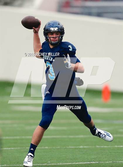 Thumbnail 2 in Wynne vs. Pulaski Academy (AAA 5A State Final) photogallery.