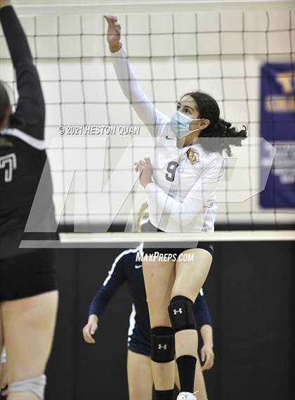 Thumbnail 2 in Eagle Rock @ Tarbut V' Torah (CIF State D5 Playoff) photogallery.