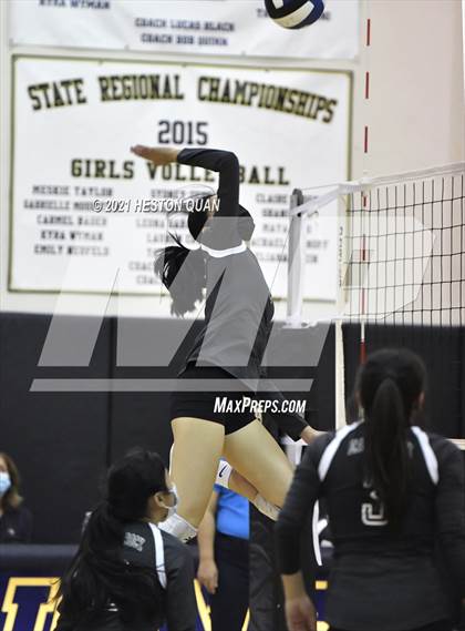 Thumbnail 3 in Eagle Rock @ Tarbut V' Torah (CIF State D5 Playoff) photogallery.