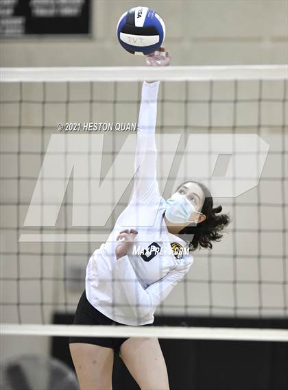 Thumbnail 2 in Eagle Rock @ Tarbut V' Torah (CIF State D5 Playoff) photogallery.