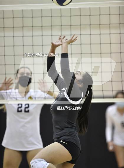 Thumbnail 3 in Eagle Rock @ Tarbut V' Torah (CIF State D5 Playoff) photogallery.