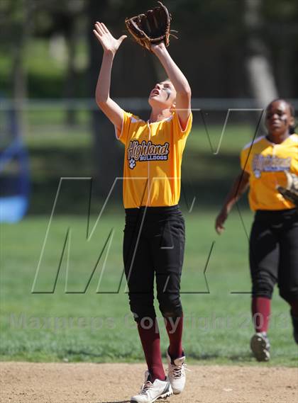 Thumbnail 2 in Burbank @ Highland (Hi Desert Classic) photogallery.