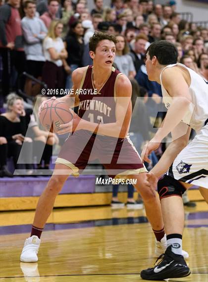 Thumbnail 3 in Viewmont @ Riverton photogallery.