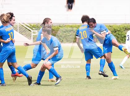 Thumbnail 3 in Kamehameha Hawai'i vs Island School (HHSAA D2 Semifinal Playoff) photogallery.
