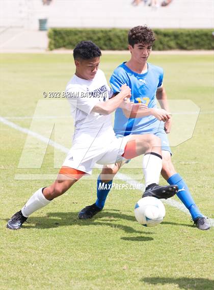 Thumbnail 2 in Kamehameha Hawai'i vs Island School (HHSAA D2 Semifinal Playoff) photogallery.