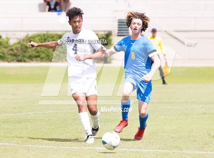 Thumbnail 2 in Kamehameha Hawai'i vs Island School (HHSAA D2 Semifinal Playoff) photogallery.