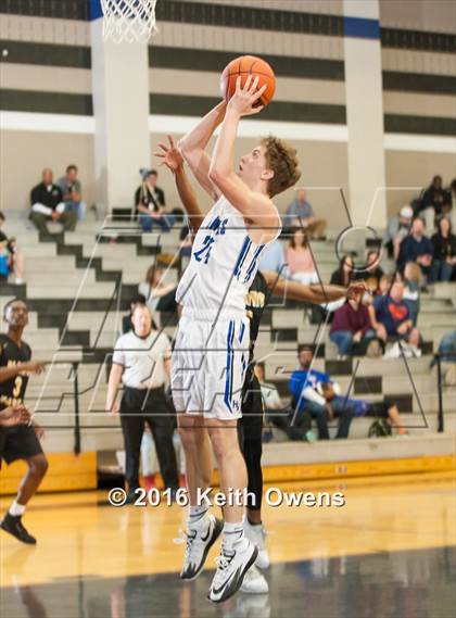 Thumbnail 1 in Plano East @ Hebron photogallery.
