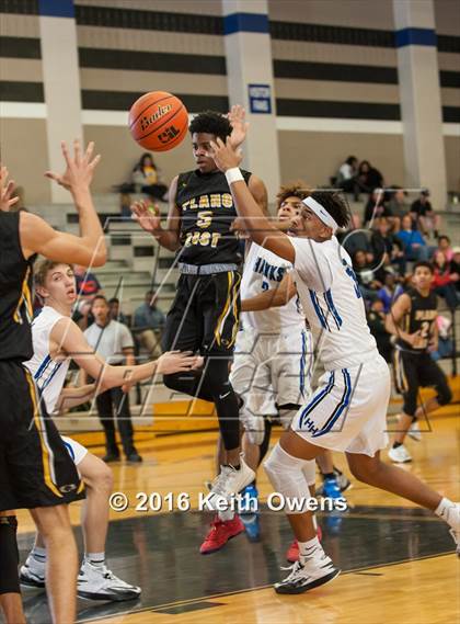 Thumbnail 2 in Plano East @ Hebron photogallery.