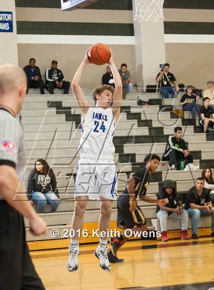 Thumbnail 2 in Plano East @ Hebron photogallery.