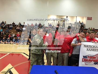 Thumbnail 3 in Maryville TOC Ceremony photogallery.