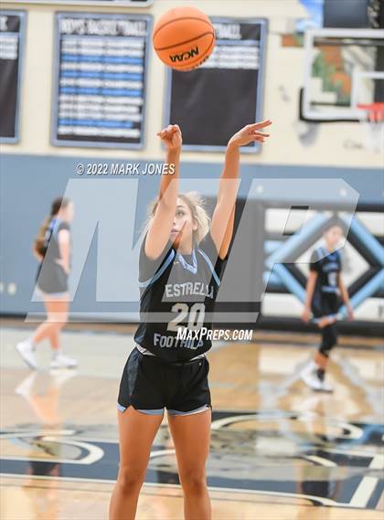 Thumbnail 2 in Estrella Foothills vs. Sahuaro  (Lady Wolves Court Classic - Blue Division Championship) photogallery.
