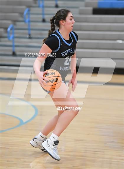 Thumbnail 3 in Estrella Foothills vs. Sahuaro  (Lady Wolves Court Classic - Blue Division Championship) photogallery.