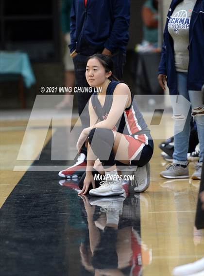 Thumbnail 1 in Beckman @ Aliso Niguel photogallery.