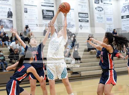 Thumbnail 3 in Beckman @ Aliso Niguel photogallery.