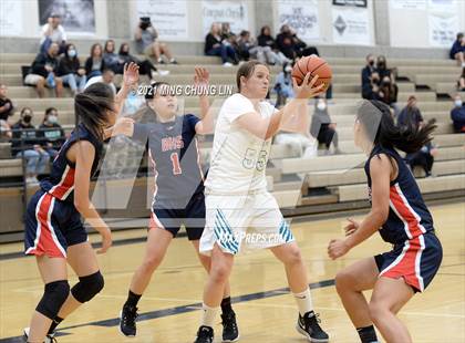 Thumbnail 3 in Beckman @ Aliso Niguel photogallery.