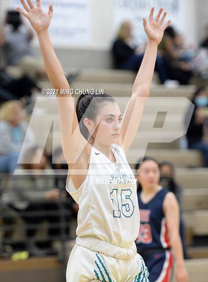 Thumbnail 1 in Beckman @ Aliso Niguel photogallery.