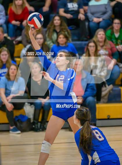 Thumbnail 3 in East Hampton vs. Hale Ray (CIAC Class S Final) photogallery.