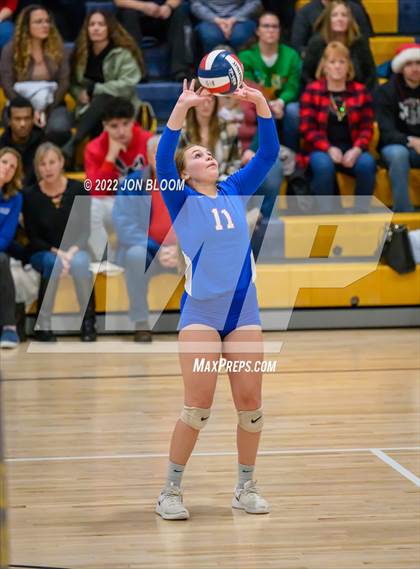 Thumbnail 1 in East Hampton vs. Hale Ray (CIAC Class S Final) photogallery.