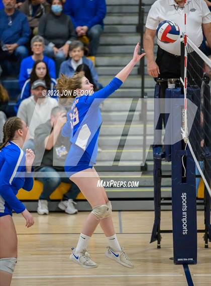 Thumbnail 3 in East Hampton vs. Hale Ray (CIAC Class S Final) photogallery.
