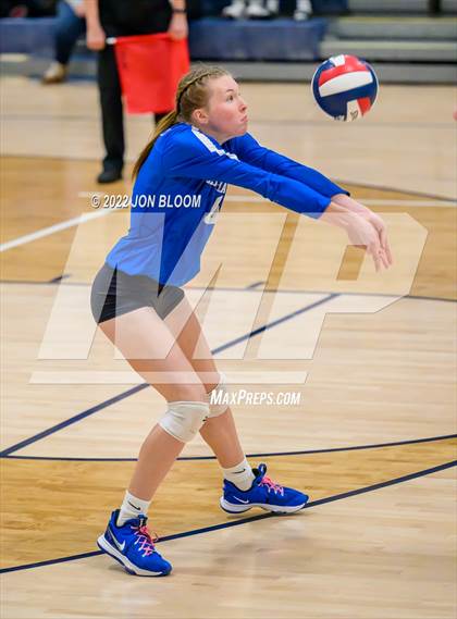 Thumbnail 3 in East Hampton vs. Hale Ray (CIAC Class S Final) photogallery.