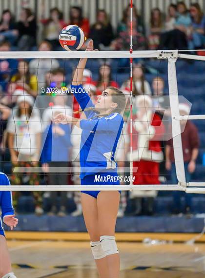 Thumbnail 3 in East Hampton vs. Hale Ray (CIAC Class S Final) photogallery.
