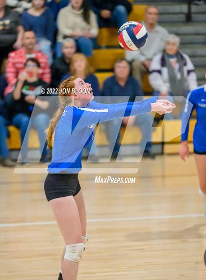 Thumbnail 1 in East Hampton vs. Hale Ray (CIAC Class S Final) photogallery.