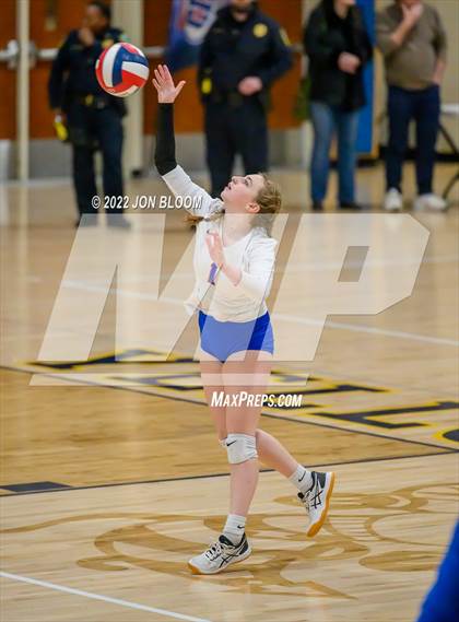 Thumbnail 3 in East Hampton vs. Hale Ray (CIAC Class S Final) photogallery.