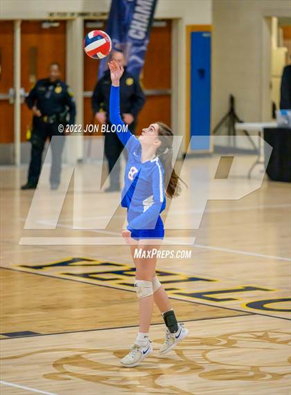 Thumbnail 1 in East Hampton vs. Hale Ray (CIAC Class S Final) photogallery.