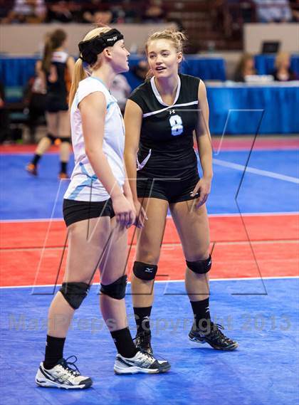 Thumbnail 2 in Ponderosa vs. Pueblo West (CHSAA 4A Pool 2) photogallery.