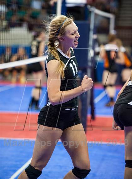 Thumbnail 1 in Ponderosa vs. Pueblo West (CHSAA 4A Pool 2) photogallery.