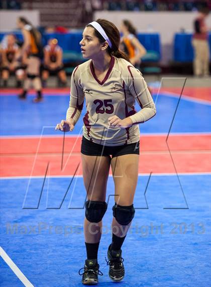 Thumbnail 1 in Ponderosa vs. Pueblo West (CHSAA 4A Pool 2) photogallery.