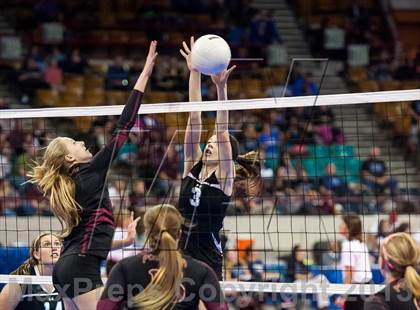 Thumbnail 2 in Ponderosa vs. Pueblo West (CHSAA 4A Pool 2) photogallery.