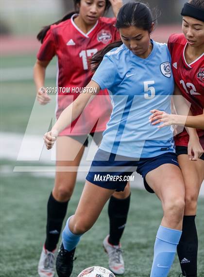 Thumbnail 3 in Glendora vs. Walnut photogallery.