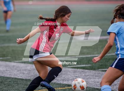 Thumbnail 1 in Glendora vs. Walnut photogallery.