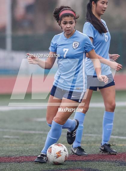Thumbnail 2 in Glendora vs. Walnut photogallery.