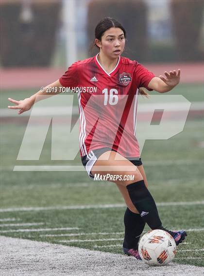 Thumbnail 3 in Glendora vs. Walnut photogallery.
